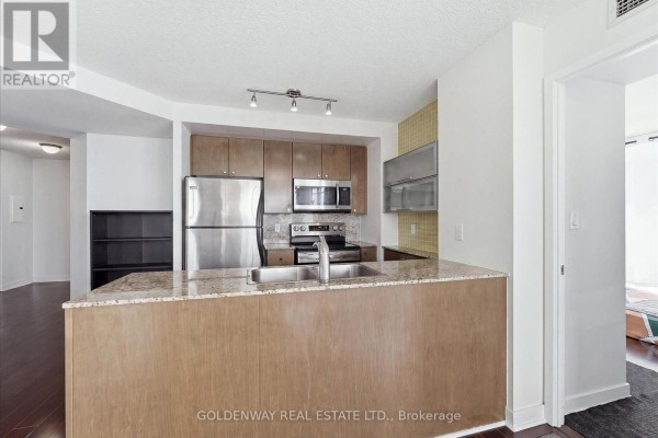 Kitchen - 5015 - 11 Brunel Court, Toronto, ON M5V3Y3 Photo 3