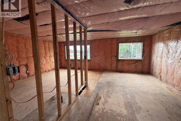 4pc Bathroom - 5016 51 Avenue, Pouce Coupe, BC V1G2C0 Photo 4
