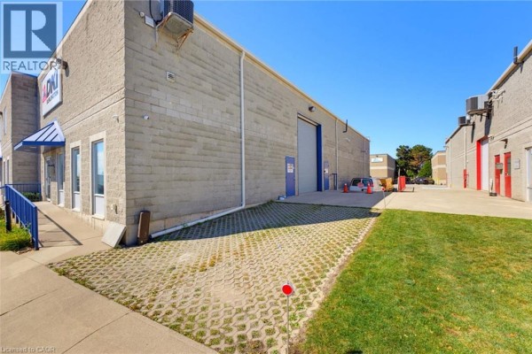 5018 South Service Road, Burlington, ON, photo 2