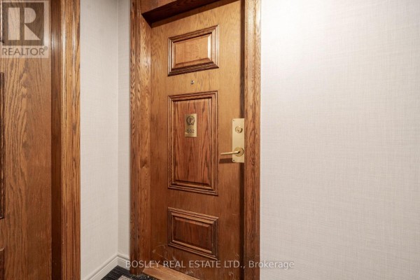 Primary Bedroom - 502 - 1 Pemberton Avenue, Toronto, ON M2M4L9 Photo 4