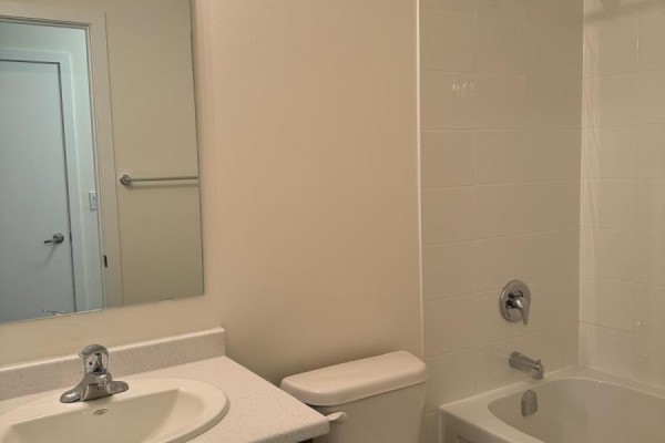 502 - 160 Densmore Road, Cobourg, ON L9A0X8 Photo 3