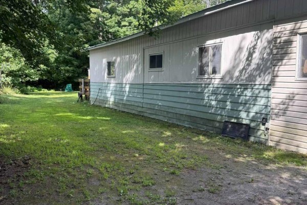 Bedroom 2 - 502 - 1713 Highway 11 South Highway E, Gravenhurst, ON P0E1G0 Photo 4