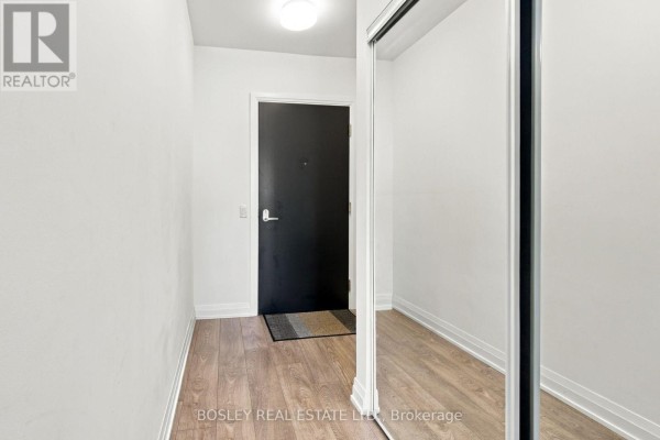 502 - 286 Main Street, Toronto, ON M4C0B3 Photo 4