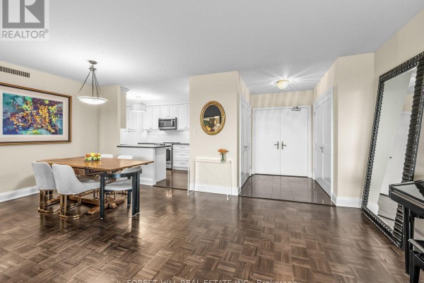 Kitchen - 502 - 350 Lonsdale Road, Toronto, ON M5P1R6 Photo 4