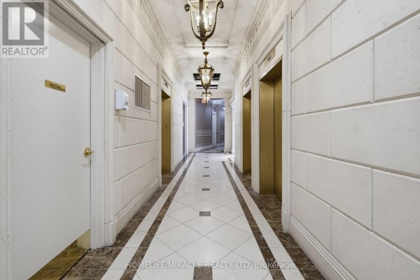 Primary Bedroom - 502 - 9225 Jane Street, Vaughan, ON L6A0J7 Photo 4