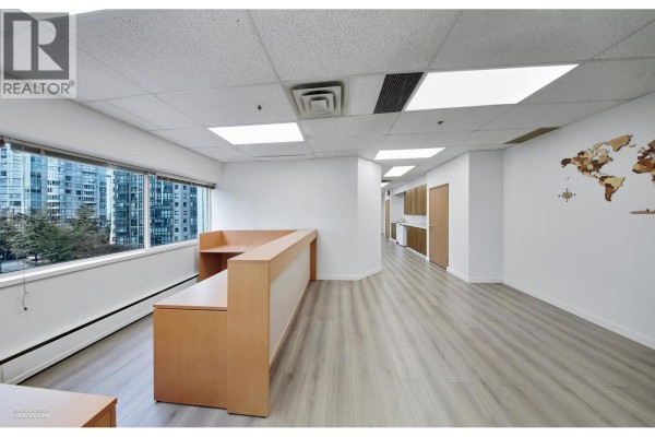502 1281 West Georgia Street, Vancouver, BC, photo 3