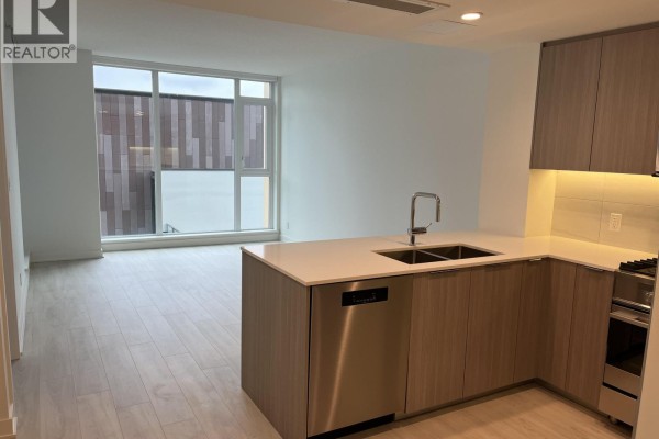 502 1471 Hunter Street, North Vancouver, BC V7J1H3 Photo 4