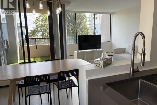 502 1737 Duchess Avenue, West Vancouver, BC V7V1P8 Photo 4