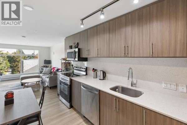 502 232 Sixth Street, New Westminster, BC V3L0K9 Photo 4