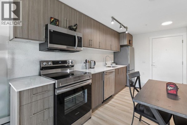 502 232 Sixth Street, New Westminster, BC V3L0K9 Photo 5