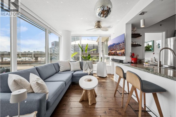 502 688 Abbott Street, Vancouver, BC V6B0B9 Photo 3