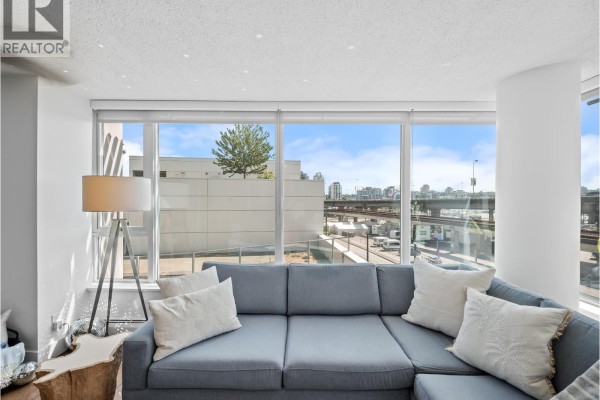 502 688 Abbott Street, Vancouver, BC V6B0B9 Photo 4