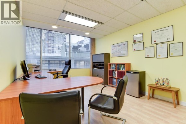 502 938 Howe Street, Vancouver, BC V6Z1N9 Photo 5