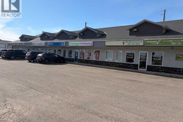 5023 50 Avenue, Whitecourt, AB, photo 2