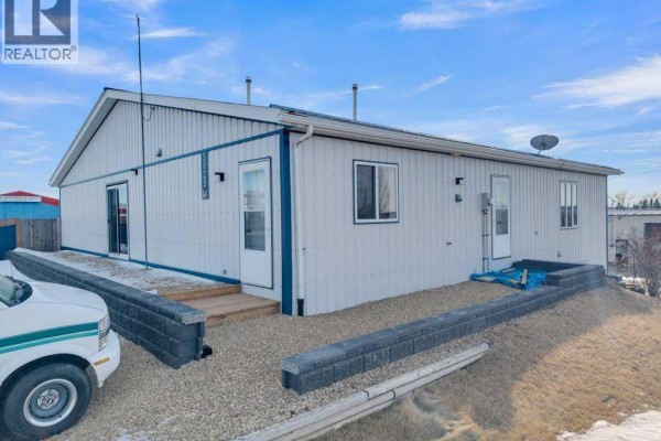 5025 46 Avenue, Rimbey, AB T0C2J0 Photo 5