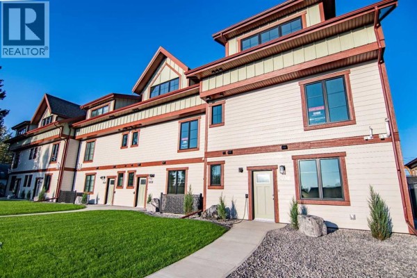 5026 48 Street, Rocky Mountain House, AB, photo 3