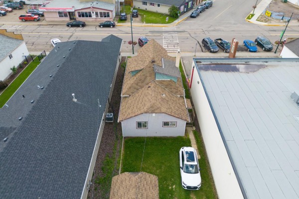 5028 50 Avenue, Lamont, AB T0B2R0 Photo 5