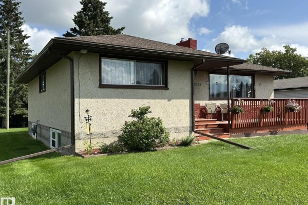 Dining room - 5029 48 St, Waskatenau, AB T9A3P0 Photo 2