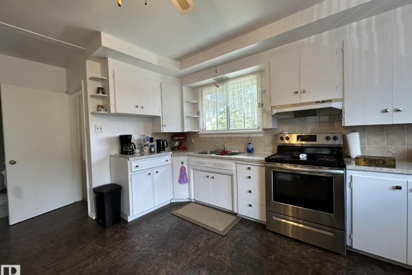 Family room - 5029 48 St, Waskatenau, AB T9A3P0 Photo 4