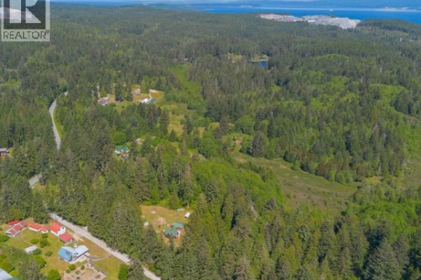 4pc Bathroom - 5029 Paxton Road, Texada Island, BC V0N3K0 Photo 5