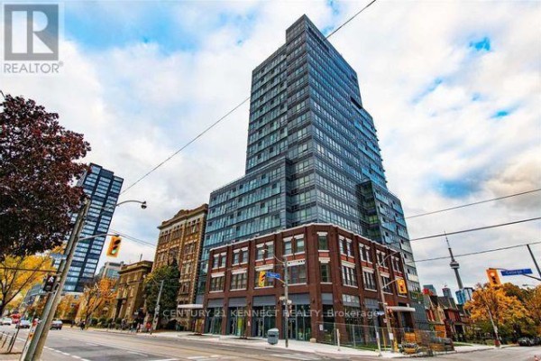 502r - 231 College Street, Toronto