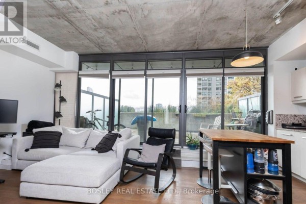 503 - 15 Beverley Street, Toronto, ON M5T0B3 Photo 4