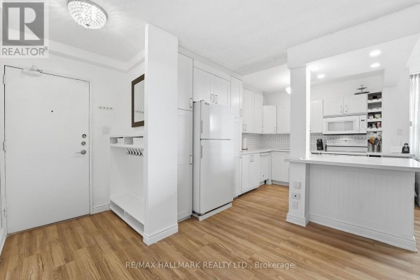 Bedroom 3 - 503 - 180 Markham Road, Toronto, ON M1M2Z9 Photo 3