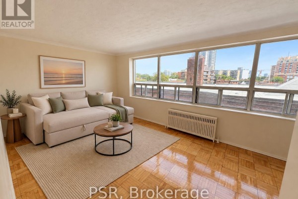 503 - 214 Vaughan Road, Toronto, ON M6C2M3 Photo 5
