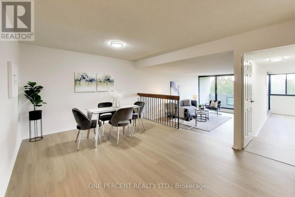 Kitchen - 503 - 2350 Bridletowne Circle, Toronto, ON M1W3E6 Photo 4