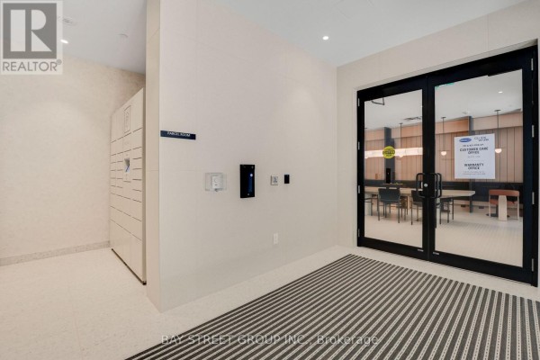 503 - 3008 William Cutmore Boulevard, Oakville, ON, photo 3