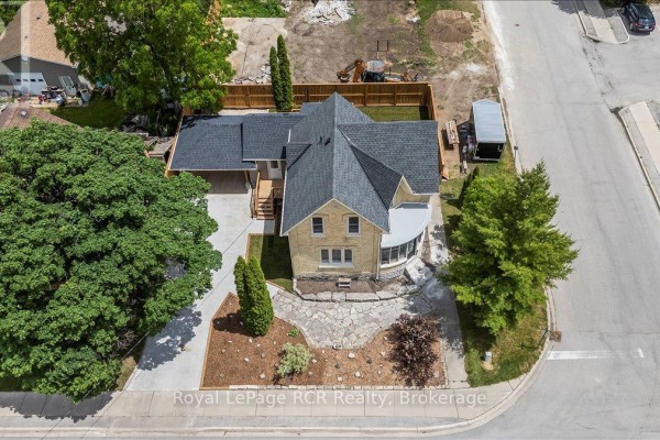 503 10th Avenue, Hanover, ON, photo 2
