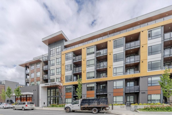 503 27249 Aldergrove Town Centre Drive, Langley, BC V4W3N7 Photo 3