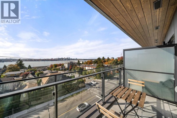 503 422 E 3rd Street, North Vancouver