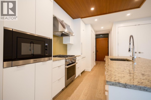 503 6699 Nelson Ave, West Vancouver, BC V7W2A5 Photo 3