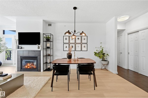 Dining room - #503 9020 Jasper Av Nw, Edmonton, AB T5H3S8 Photo 2