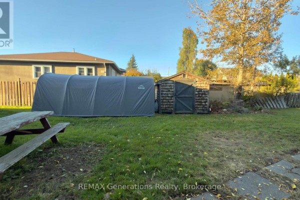 503 High Street S, Thunder Bay, ON P7B3M1 Photo 5