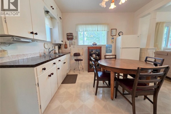 4pc Bathroom - 503 Leonard Street, Herbert, SK S0H2A0 Photo 4