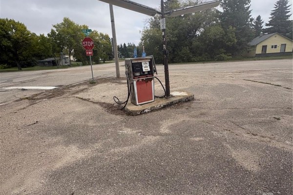 503 Main Street S, Ituna, SK S0A1N0 Photo 3