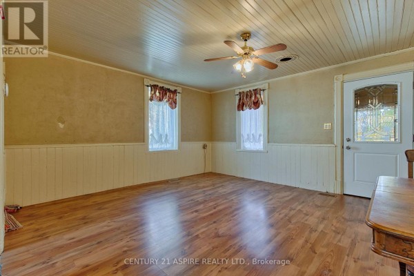 503 Moffat Street, Pembroke, ON K8A3Y2 Photo 5