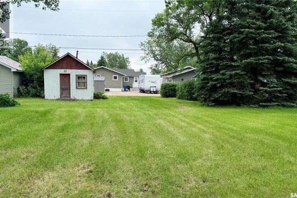 503 Montgomery Street, Midale, SK S0C1S0 Photo 4