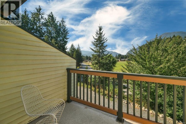 Primary Bedroom - 503 Nimpkish Dr, Gold River, BC V0P1G0 Photo 5