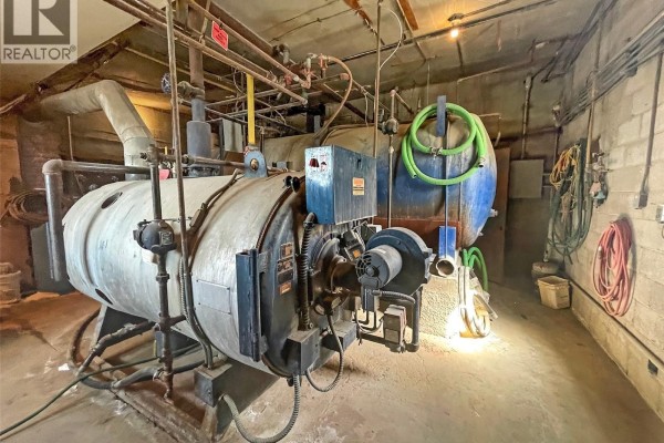 503 North Railway Street W, Swift Current, SK S9H4T4 Photo 5