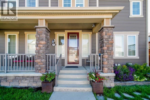 503 Windbrook Heights Sw, Airdrie, AB, photo 3