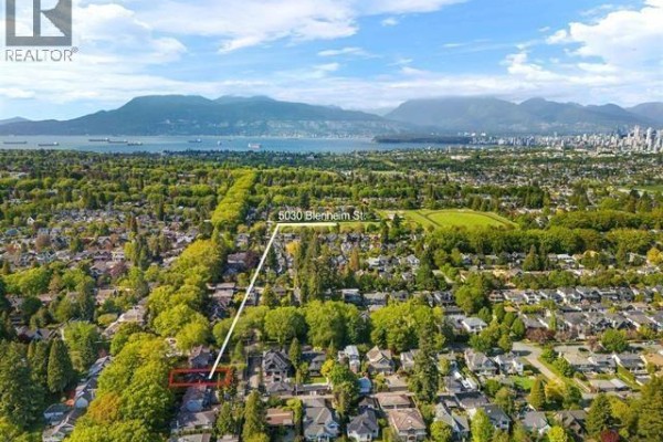 5030 Blenheim Street, Vancouver, BC V6N1N5 Photo 2