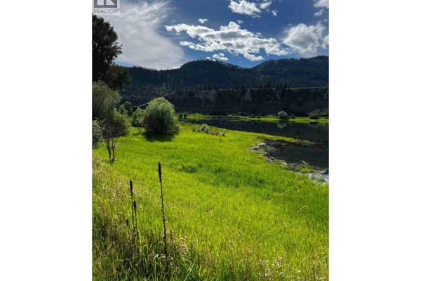 5031 Willow Road, Kamloops, BC, photo 3