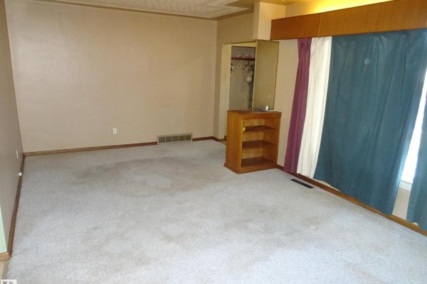 Primary Bedroom - 5036 52 St, Andrew, AB T0B0C0 Photo 5