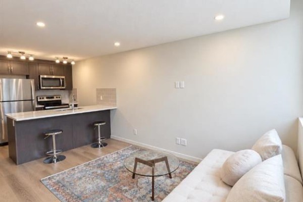Living room - 504, 474 Seton Circle Se, Calgary, AB T3M3P6 Photo 4