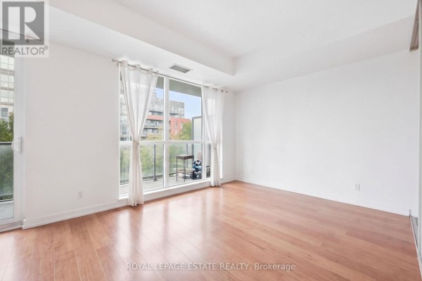Bedroom - 504 - 1 Cole Street, Toronto, ON M5A4M2 Photo 3