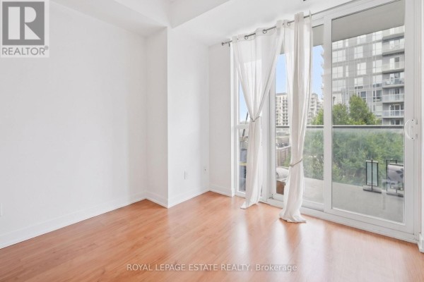504 - 1 Cole Street, Toronto, ON M5A4M2 Photo 5