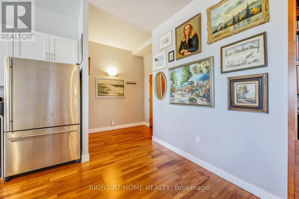 Primary Bedroom - 504 - 1 St Johns Road, Toronto, ON M6P1T7 Photo 4